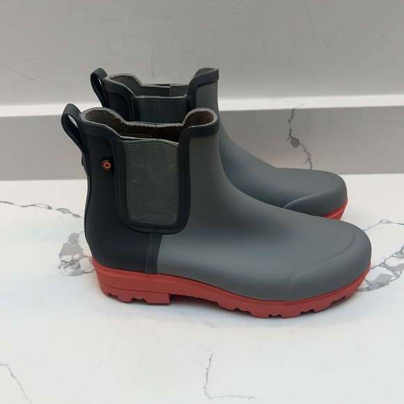 BOGS HOLLY CHELSEA Women's Rain Boots Grey waterproof Size 9 NWOB - Picture 4 of 9